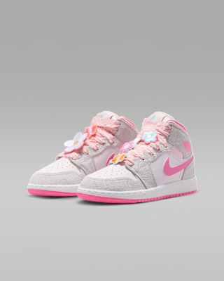 NIKE エア　ジョーダン　1 MID ALT JORDAN ナイキ　キッズ Air Jordan 1 Mid Alt SE Older Kids' Shoes. Nike ID